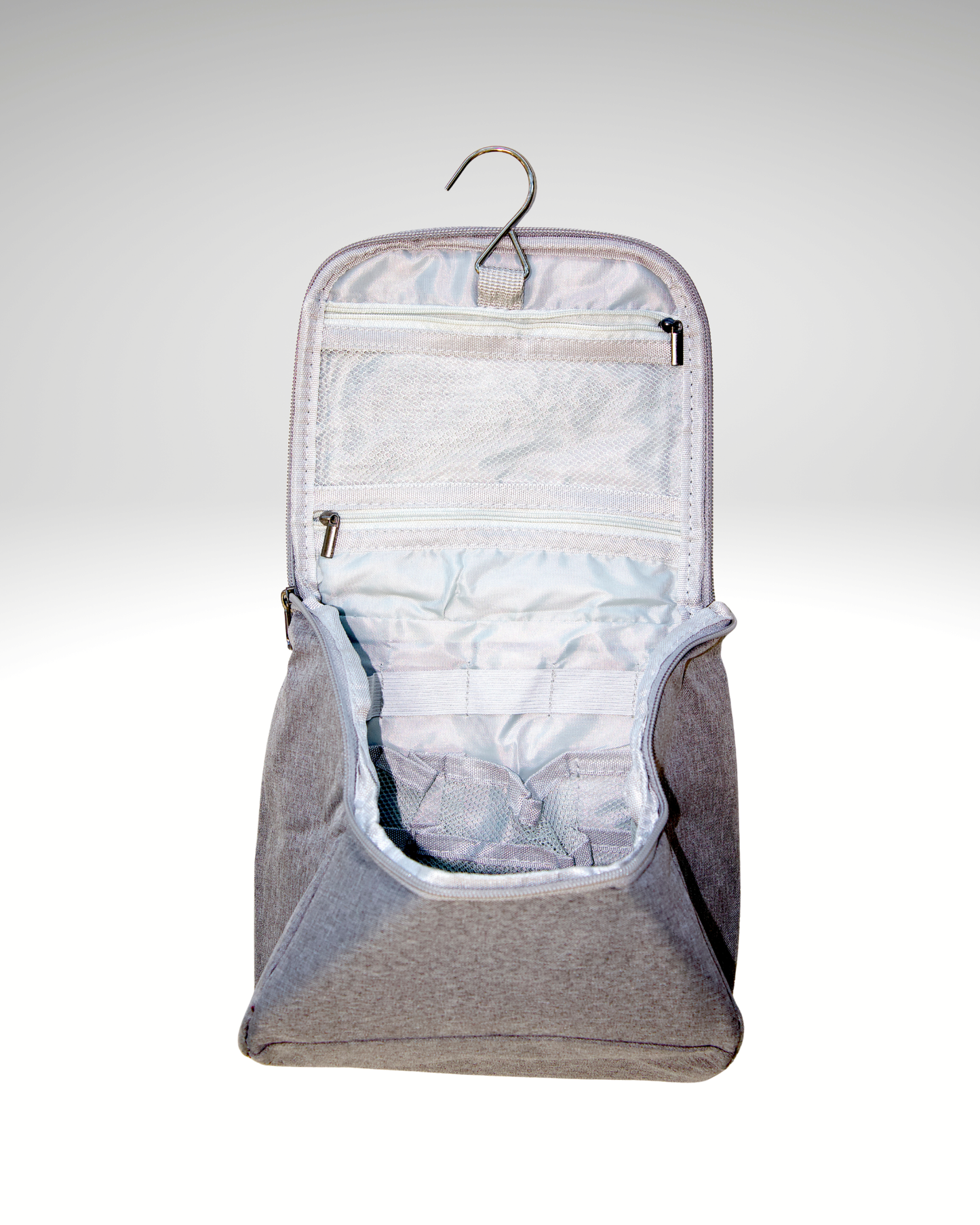 Trousse de toilette grise logo noir