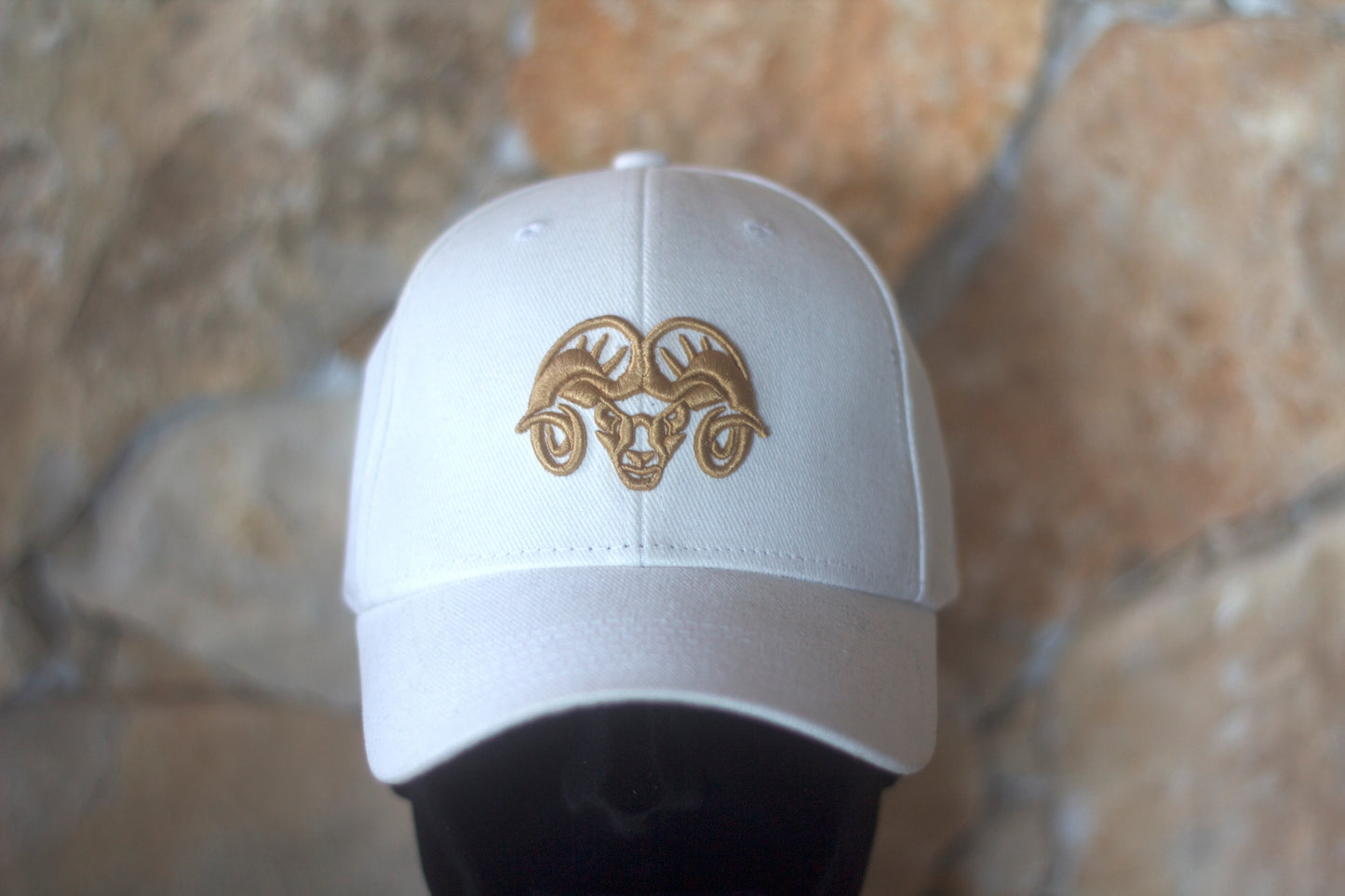 Casquette Blanche Logo Doré - Aries By JL